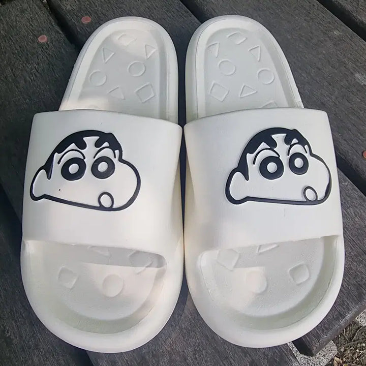 [BUNJANG] Crayon Shin-chan White Slippers &amp; Black Crocs (Size 255) / 짱구 화이트 슬리퍼 &amp; 검정색 크록스 255
