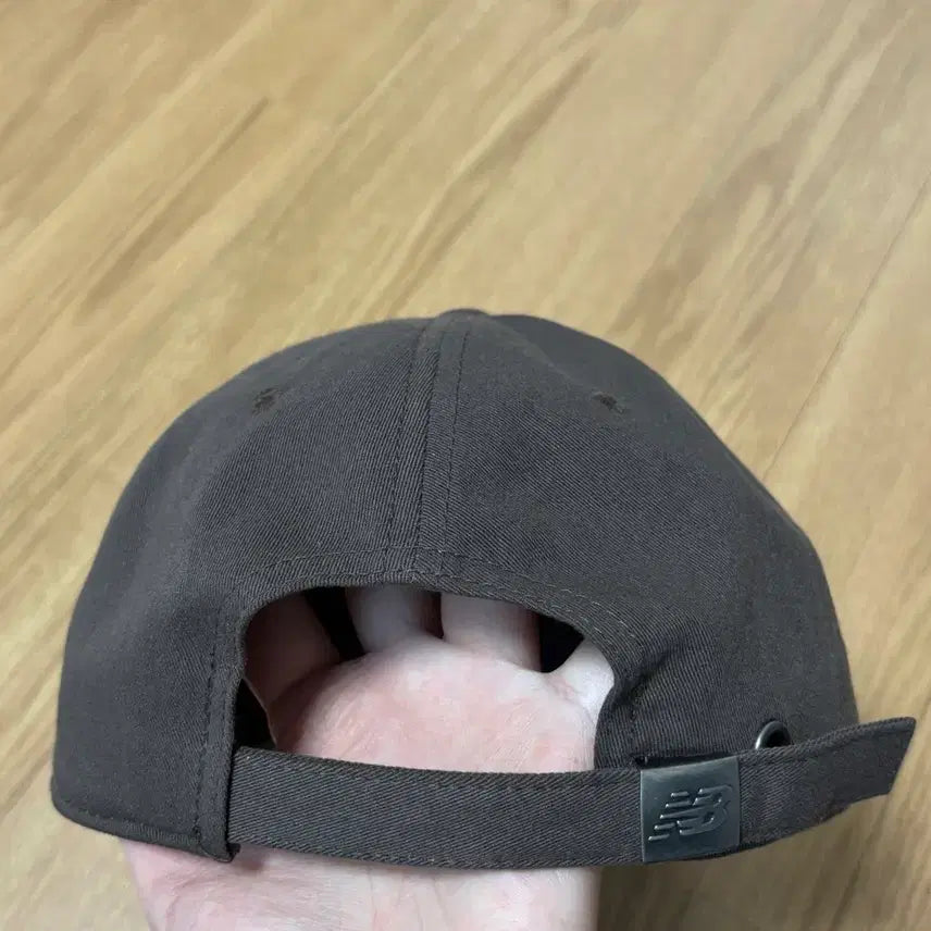 [BUNJANG] New Balance Heritage Arch Classic Ball Cap Brown / 뉴발란스 헤리티지 아치형 클래식 볼캡 모자 브라운