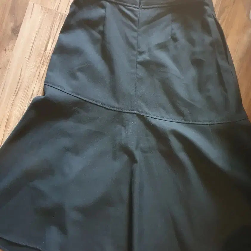 [BUNJANG] Uniqlo x JW Anderson Flare Skirt / 유니클로 x jwanderson 플레어치마
