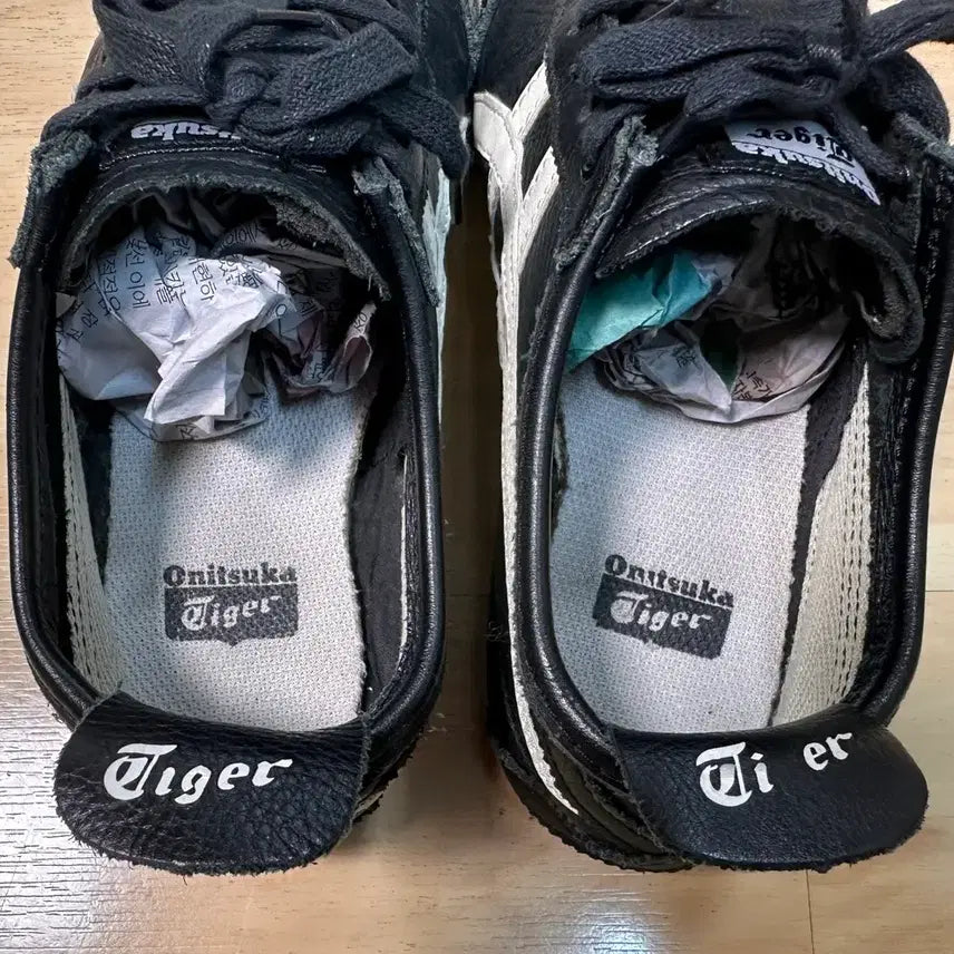 [BUNJANG] Onitsuka Tiger Mexico 66 Black-White Sneakers / 오니츠카타이거 멕시코66 블랙-화이트 230