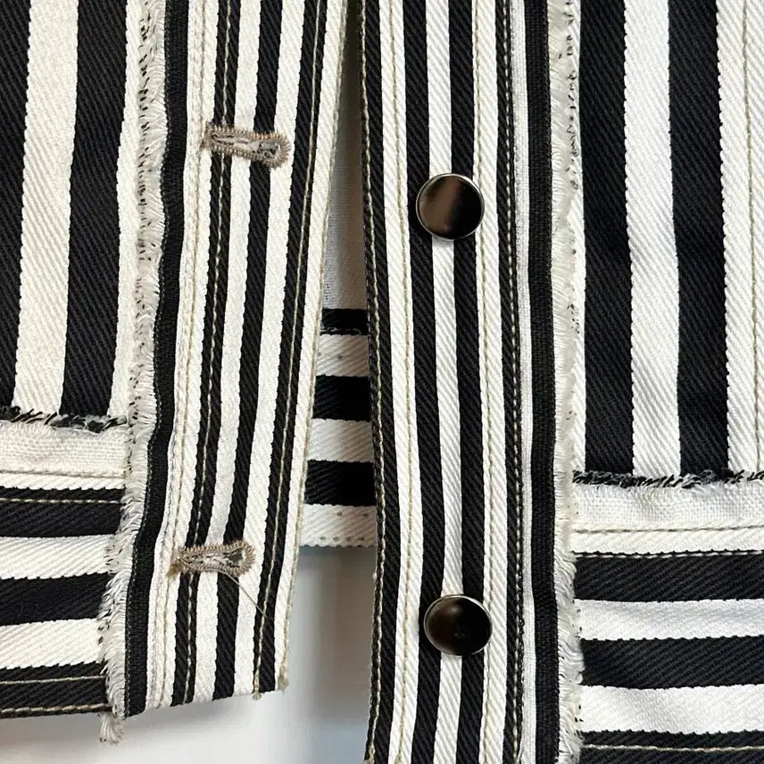 [BUNJANG] JetCollage Stripe Denim Jacket Outerwear / 새상품) 젯콜리코 스트라이프 외투 데님 자켓 점퍼 데님자켓 아우터