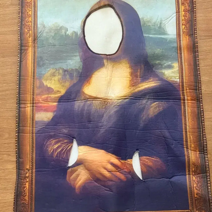 [BUNJANG] Mona Lisa Graduation Costume Rental / 졸업사진 코스튬 모나리자 웃긴 대여