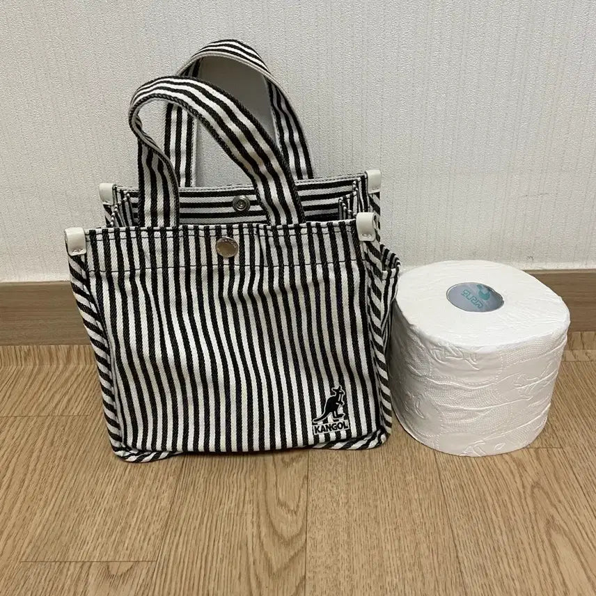 [BUNJANG] Kangol Stripe Mini Tote Bag KKEB-TB37277 / 캉골 스트라이프 미니 토트백