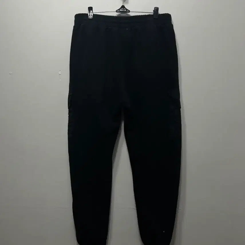 [BUNJANG] Discovery Black Cargo Jogger Training Pants XL / 디스커버리 블랙 카고 조거 트레이닝 팬츠 XL
