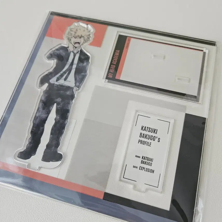 [BUNJANG] My Hero Academia Katsuki Bakugo Suit Acrylic Stand Set (Full Body &amp; Upper Body) / 히로아카 나히아 바쿠고 정장 아크릴스탠드 세트 전신상반신