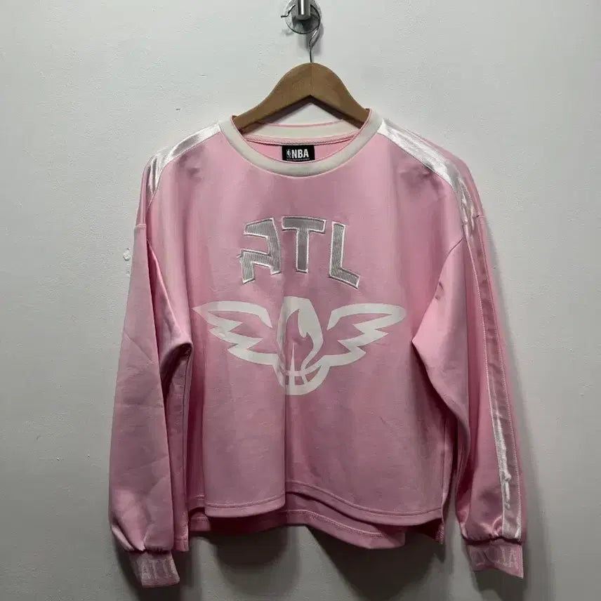 [BUNJANG] NBA Atlanta Hawks Pink Sweatshirt XS / NBA 애틀란타 호크스 핑크 맨투맨 티셔츠 XS
