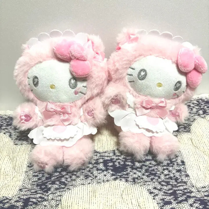 [BUNJANG] Sanrio Hello Kitty Heart Maid Keyring Milky Koneko / [정품] 산리오 헬로키티 하트 메이드 키링 밀키코네코