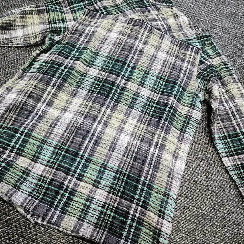 [SOLD OUT] 칼하트 발몬 체크셔츠 M사이즈