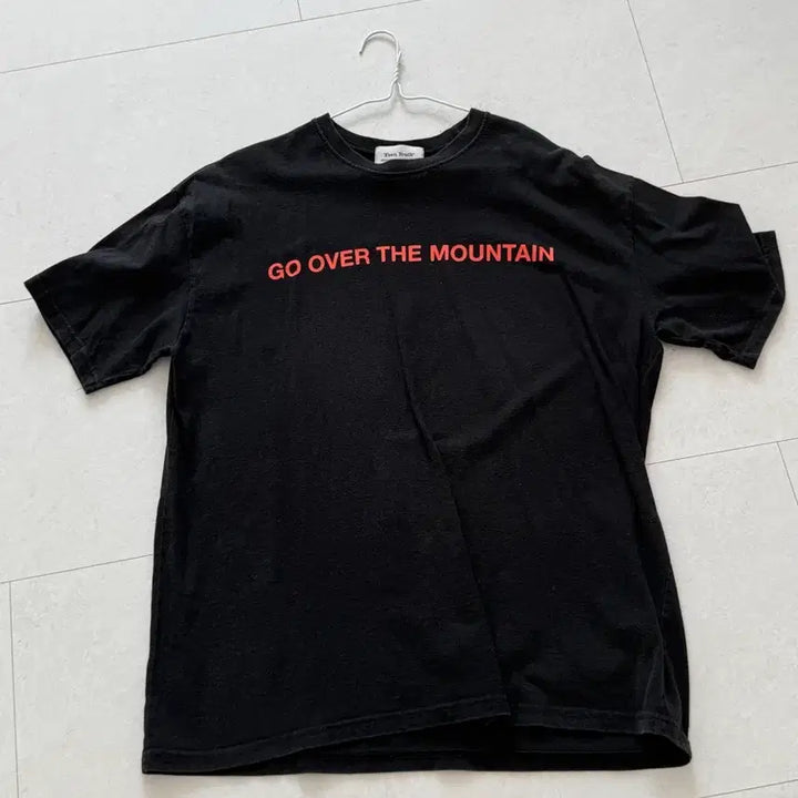 [BUNJANG] Even Youth Black Short Sleeve T-shirt / Even Youth 검정 반팔 티셔츠