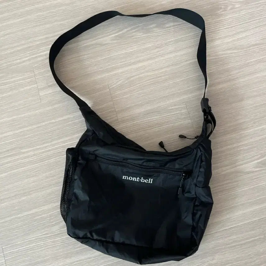 [SOLD OUT] 몽벨 포켓터블 라이트 숄더백 S