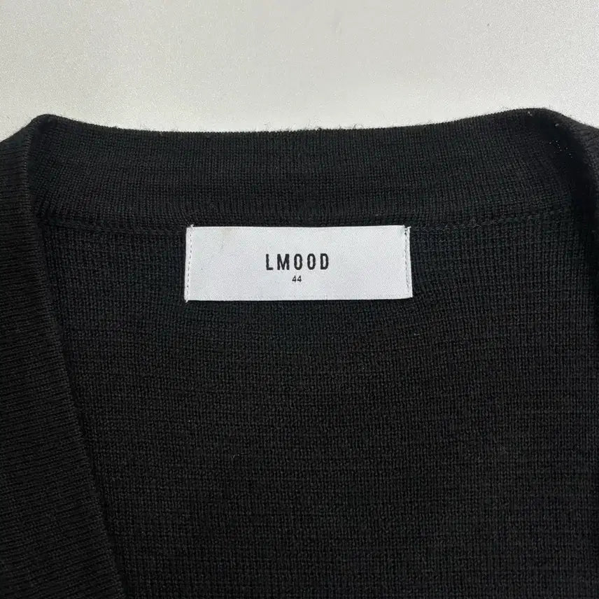 [BUNJANG] Elmood Black V-Neck Cardigan / 엘무드 블랙 브이넥 가디건
