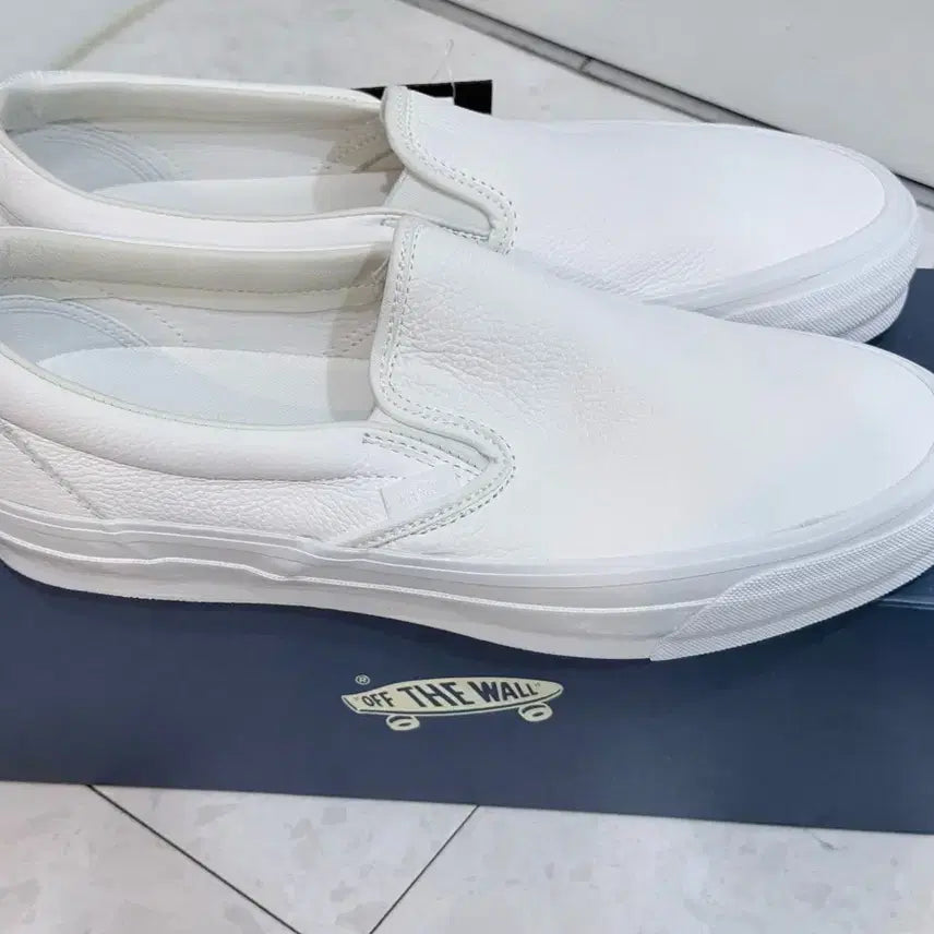[BUNJANG] Vans Slip-On Reissue 98 LX Leather White / [285] 반스 슬립온 리이슈 98 레더 화이트