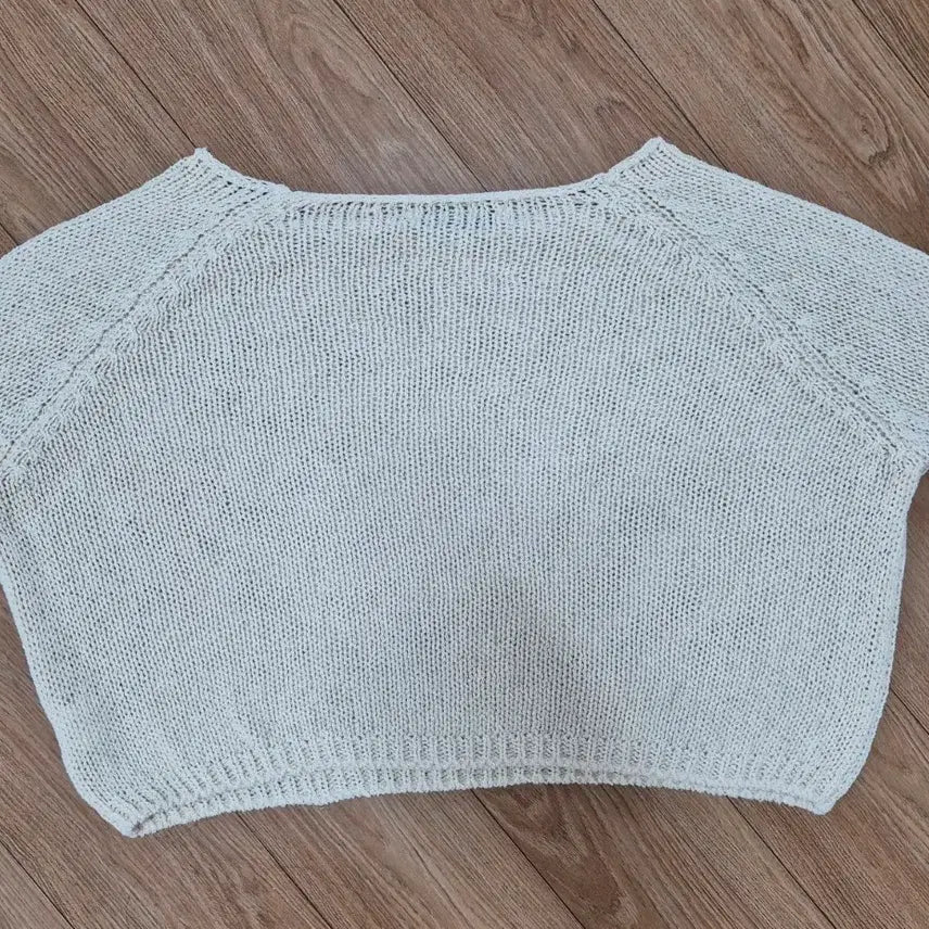 [SOLD OUT] 망고매니플리즈 네프 린넨 니트 neff linen knit 크롭
