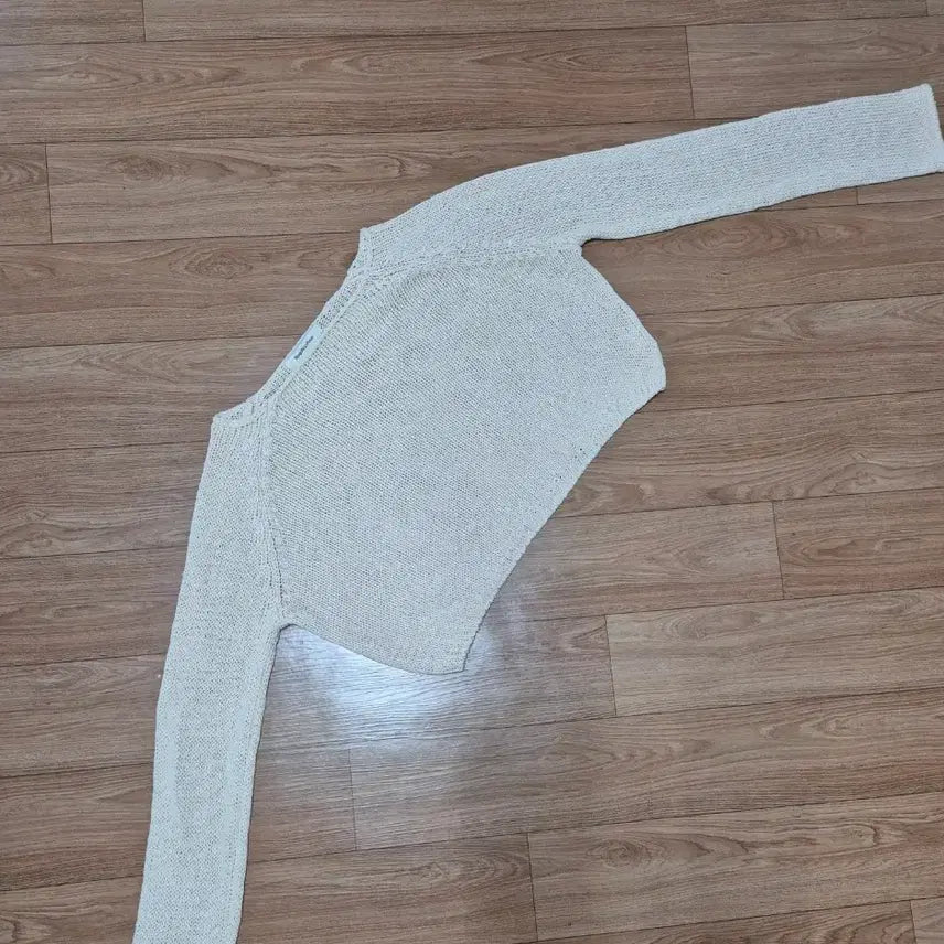 [SOLD OUT] 망고매니플리즈 네프 린넨 니트 neff linen knit 크롭