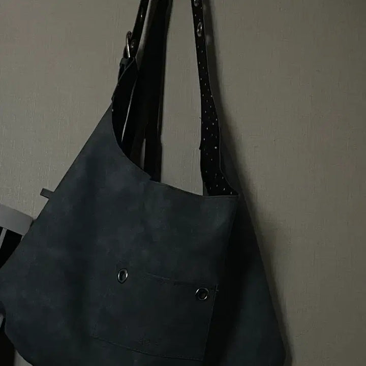 [BUNJANG] Letterry Reversible Crossbody Bag - Blue / 레터리 리버시블 숄더,크로스백 블루