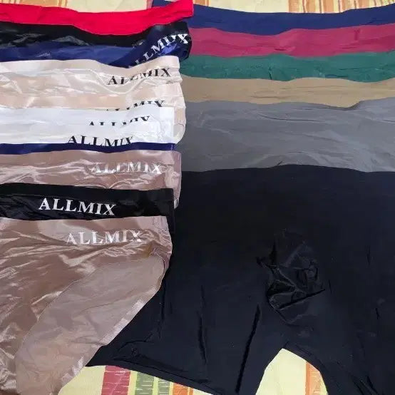 [BUNJANG] Silk-like Underwear Bundle Set / 얇은 실크광택삼각 11장/2XL,사각 7장/2XL 저렴하게 판매합니다