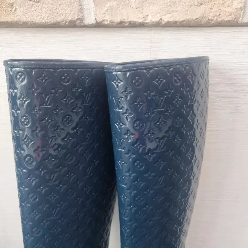 [BUNJANG] Louis Vuitton Monogram Embossed Rain Boots / 루이비통부츠 엠보 모노그램  레인부츠