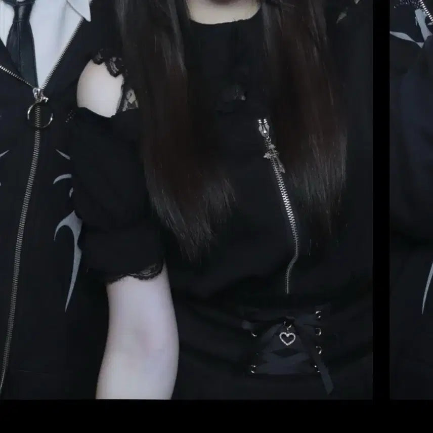 [BUNJANG] Maz Off-Shoulder Blouse Black / 마즈 오프숄더 블라우스 블랙 상의 지뢰계 양산형 양지뢰