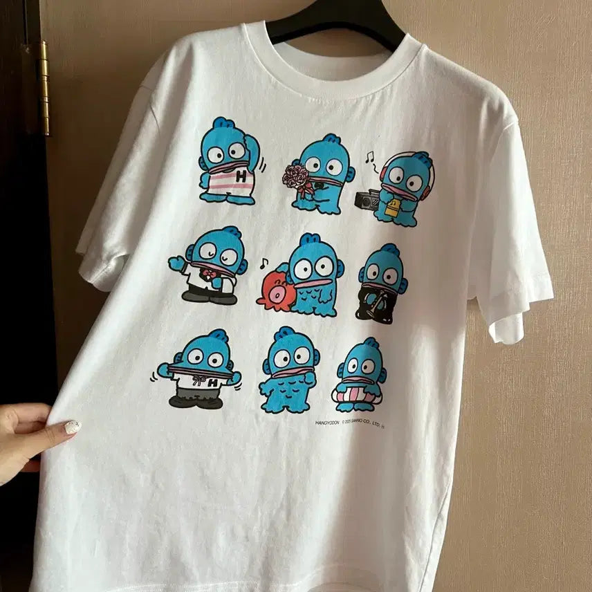[BUNJANG] Uniqlo Sanrio Hangyodon White Short Sleeve T-Shirt UT / 일본 유니클로 산리오 한교동 흰색 반팔 티셔츠 UT GU