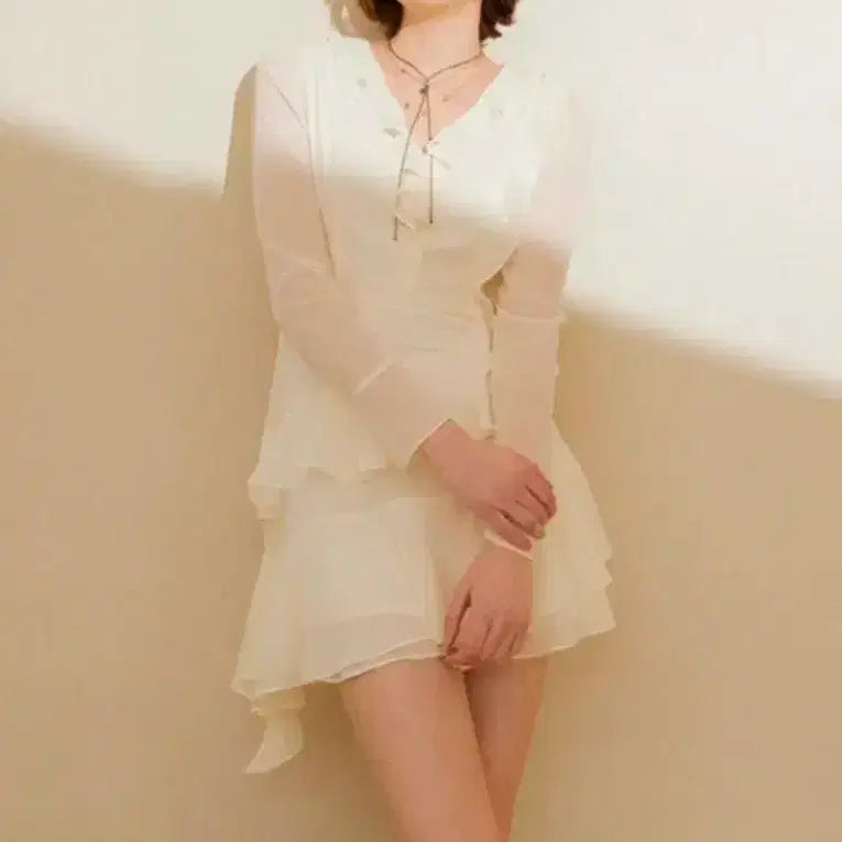 [BUNJANG] Oh L Asymmetric Ruffle Mini Dress Ivory / 오앨 ASYMMETRIC RUFFLE MINI DRESS_IVORY