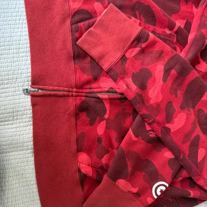[BUNJANG] BAPE Shark Hoodie Zip-up Jacket / 베이프 샤크 후드 집업 판매 교신 봅니다