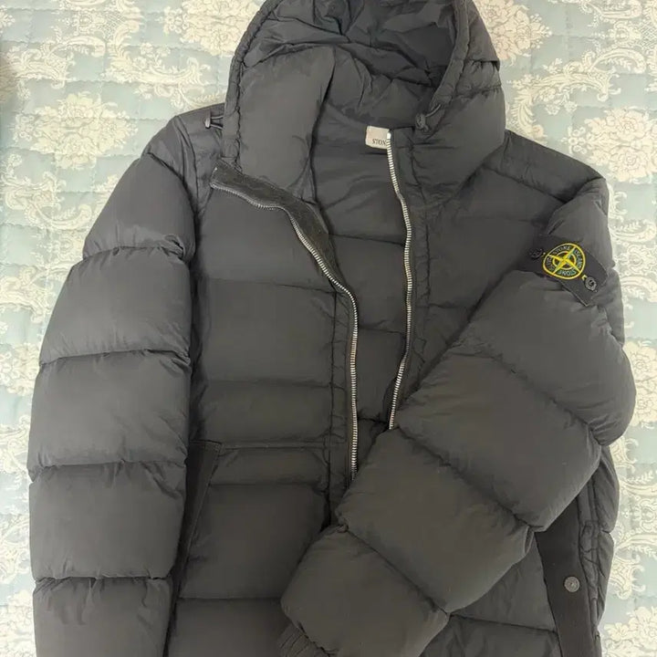 [BUNJANG] Stone Island Seamless Padded Jacket / 25FW 스톤아일랜드 심리스 패딩