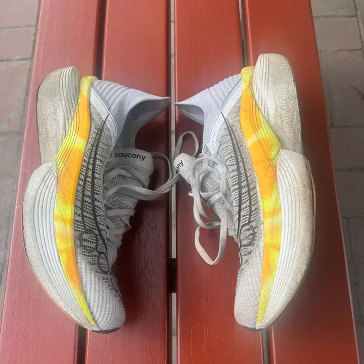 [BUNJANG] Saucony Endorphin Elite 2 Running Shoes / 써코니 엔돌핀 엘리트2