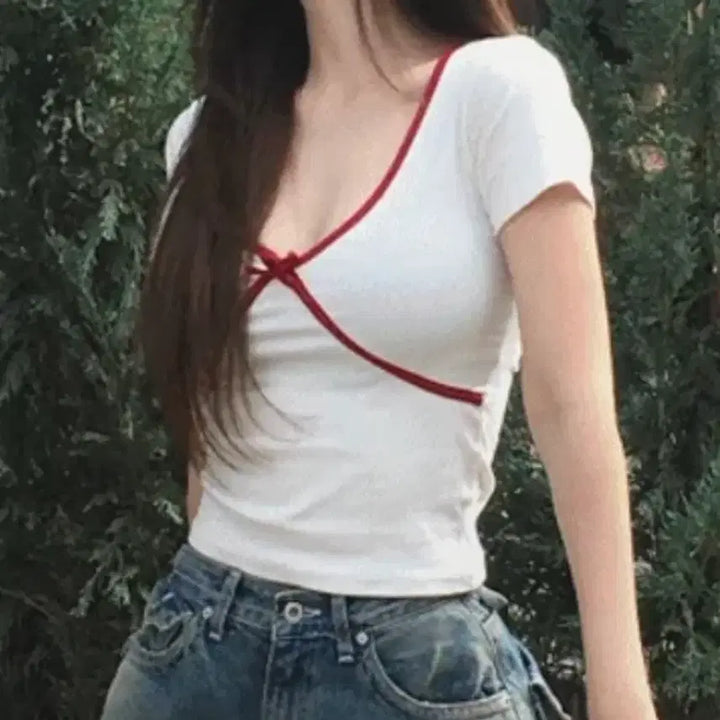 [BUNJANG] Cherry Ribbon Short-Sleeve T-shirt / 체리 리본 반팔 티셔츠 화이트