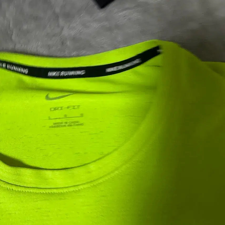 [BUNJANG] Nike Dri-FIT Running T-Shirt (L) / 나이키 러닝 반팔 L