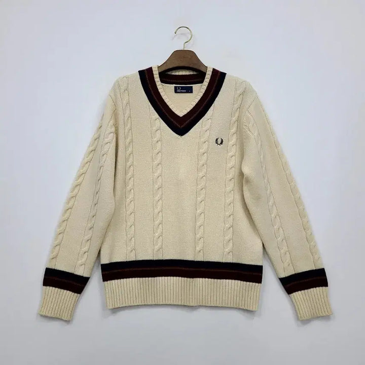[BUNJANG] Fred Perry Cable V-Neck Knit Sweater Ivory/S / 프레드페리 케이블 브이넥 니트 아이보리/S/앨리스/1073