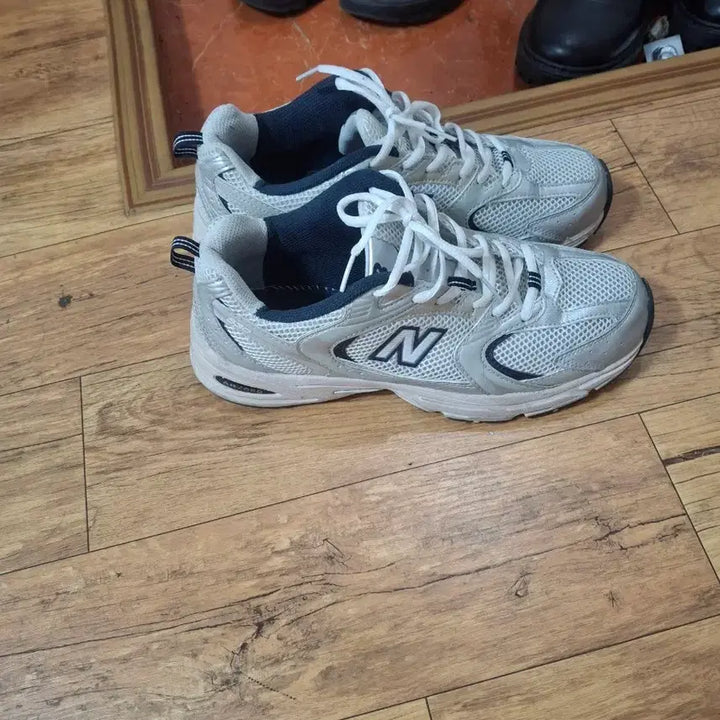 [BUNJANG] New Balance 530 Silver Sneakers / 뉴발란스 530 실버 운동화