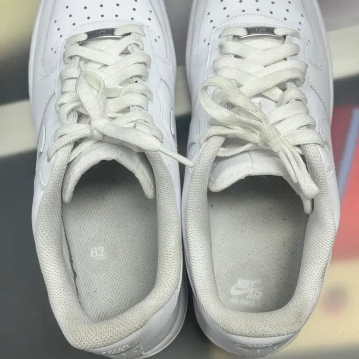 [BUNJANG] Nike Air Force White Sneakers 280mm / 에어포스 화이트 280mm
