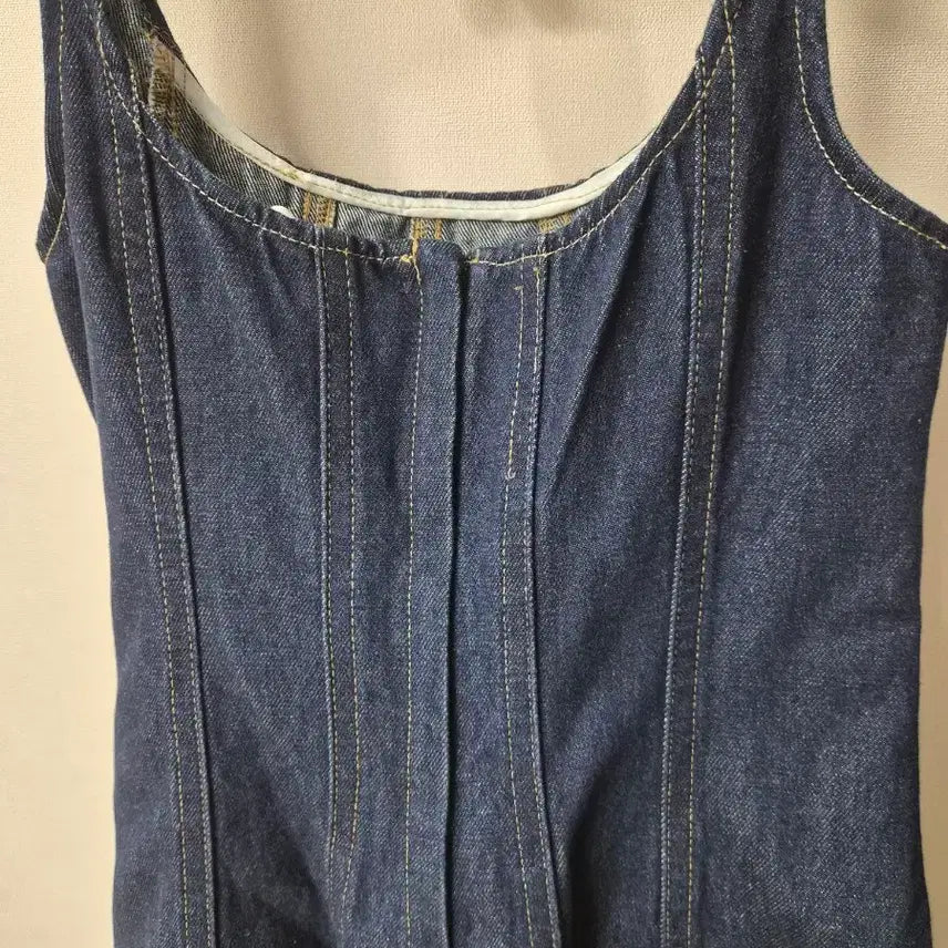 [SOLD OUT] H&amp;M 코르셋 라인 데님 미디 원피스 (EUR 34)