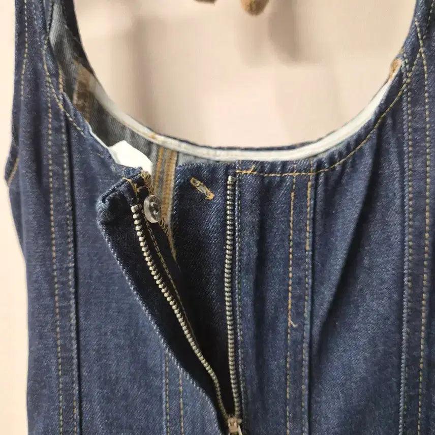 [SOLD OUT] H&amp;M 코르셋 라인 데님 미디 원피스 (EUR 34)