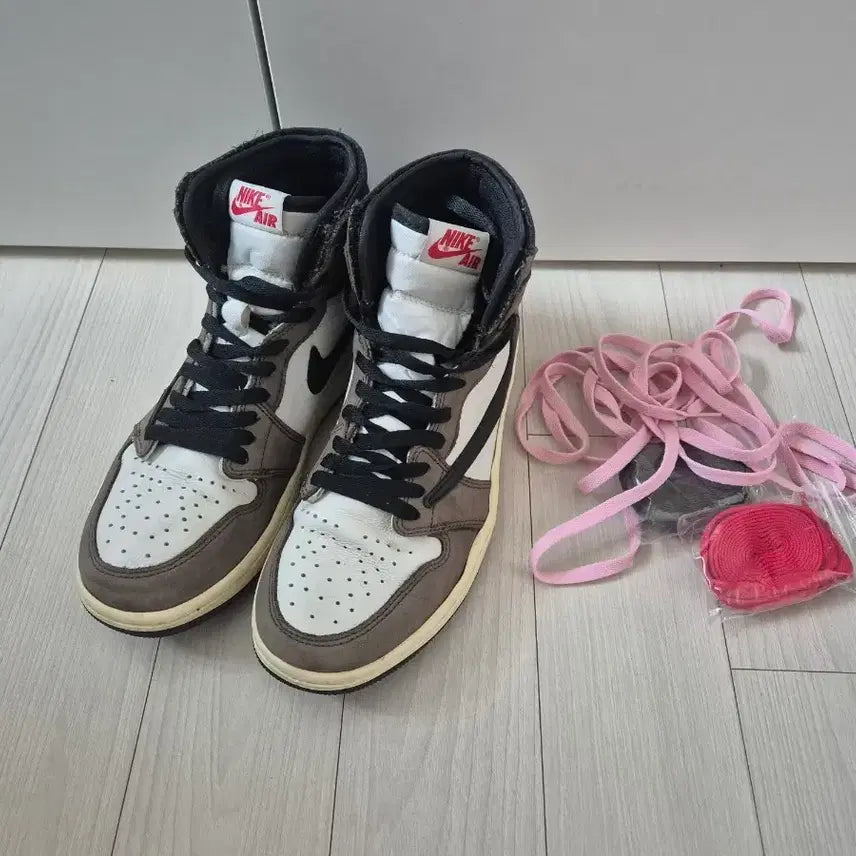 [SOLD OUT] [255] 나이키 스캇 조던 하이 og