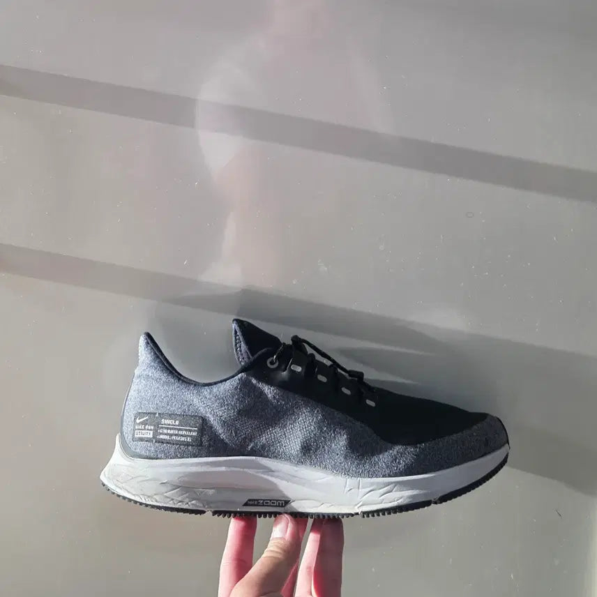 [BUNJANG] Nike Air Zoom Pegasus 35 Shield Reflectivity Running Shoes / [275] 나이키 에어줌 페가수스35 쉴드 리플렉티비티ㅡ단종매물