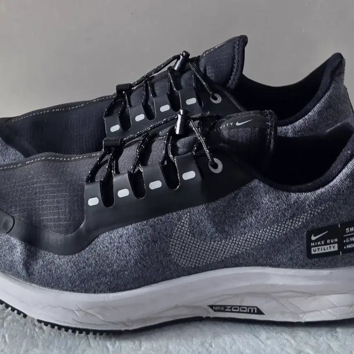 [BUNJANG] Nike Air Zoom Pegasus 35 Shield Reflectivity Running Shoes / [275] 나이키 에어줌 페가수스35 쉴드 리플렉티비티ㅡ단종매물