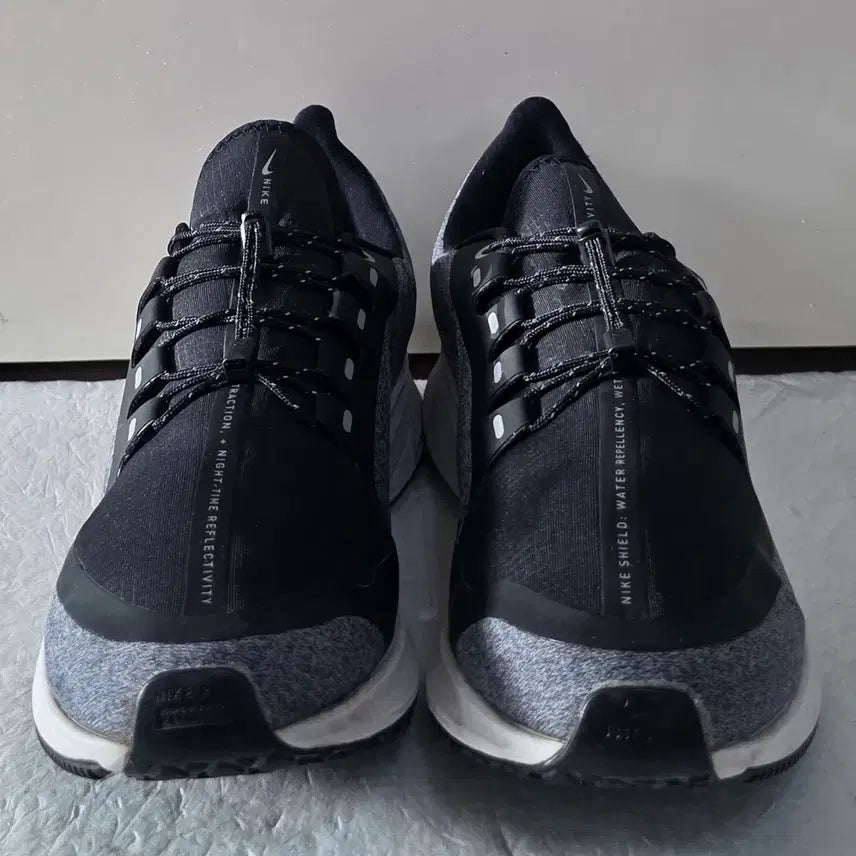 [BUNJANG] Nike Air Zoom Pegasus 35 Shield Reflectivity Running Shoes / [275] 나이키 에어줌 페가수스35 쉴드 리플렉티비티ㅡ단종매물