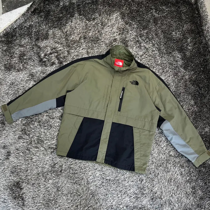 [BUNJANG] The North Face Windbreaker Jacket XL / 노스페이스 바람막이 자켓 XL(105)