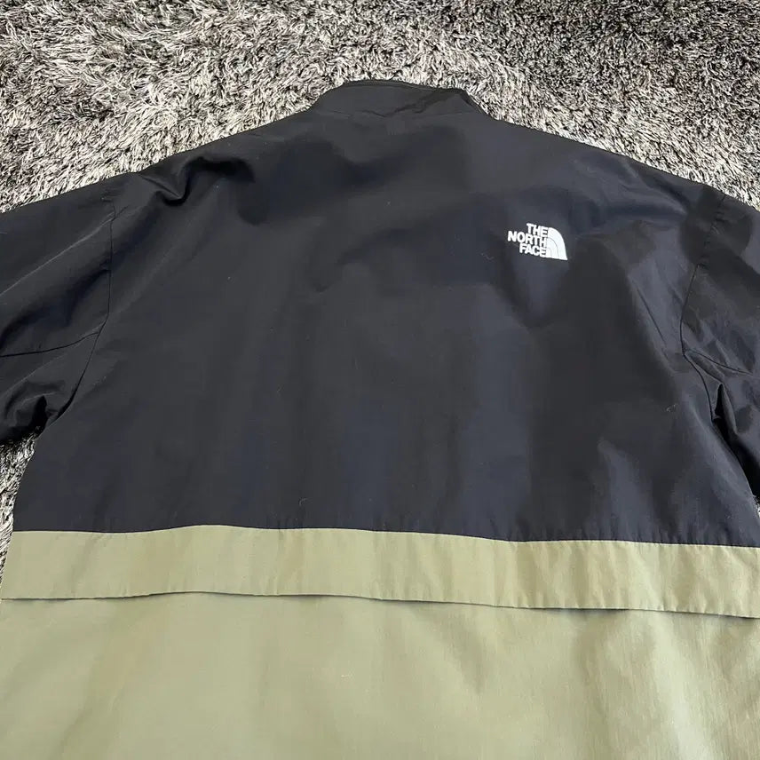 [BUNJANG] The North Face Windbreaker Jacket XL / 노스페이스 바람막이 자켓 XL(105)