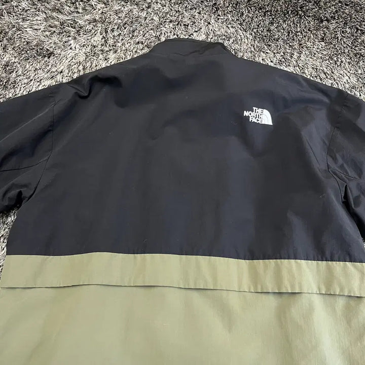 [BUNJANG] The North Face Windbreaker Jacket XL / 노스페이스 바람막이 자켓 XL(105)