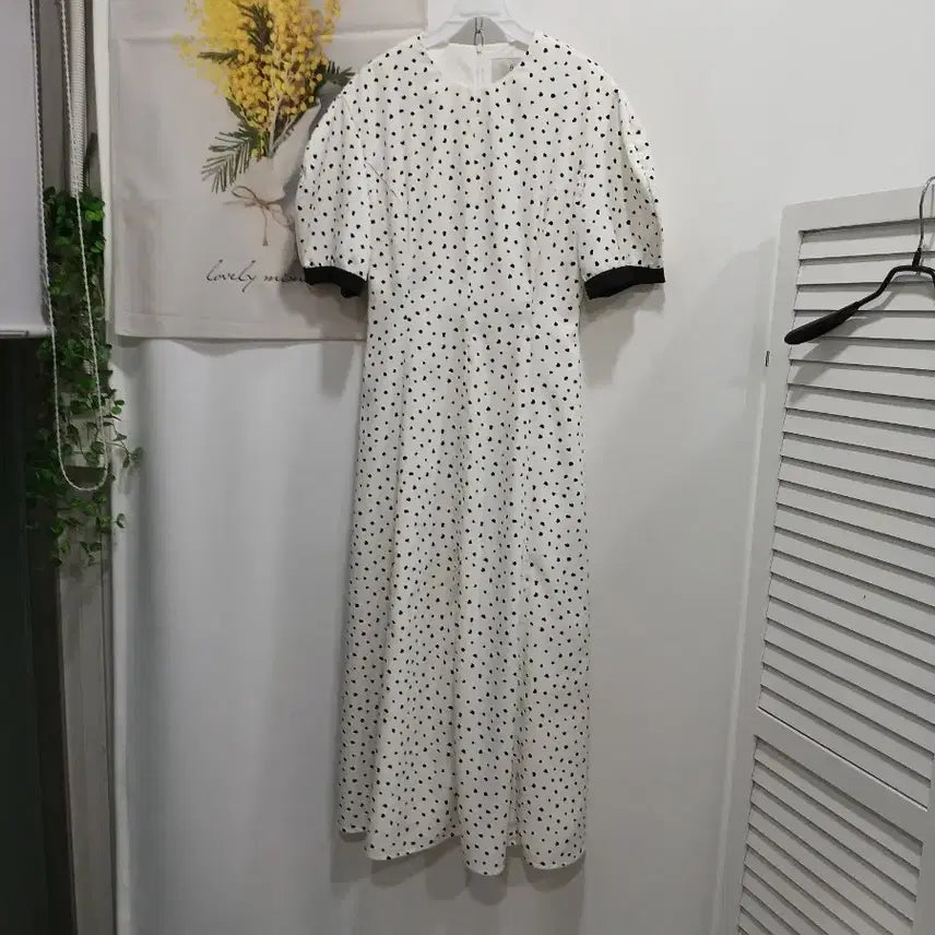 [BUNJANG] ANDYOU Dot Pattern Long Dress / 비에이유바이브라앤드앤유.도트 패턴롱 원피스(1)    55.사용감없음
