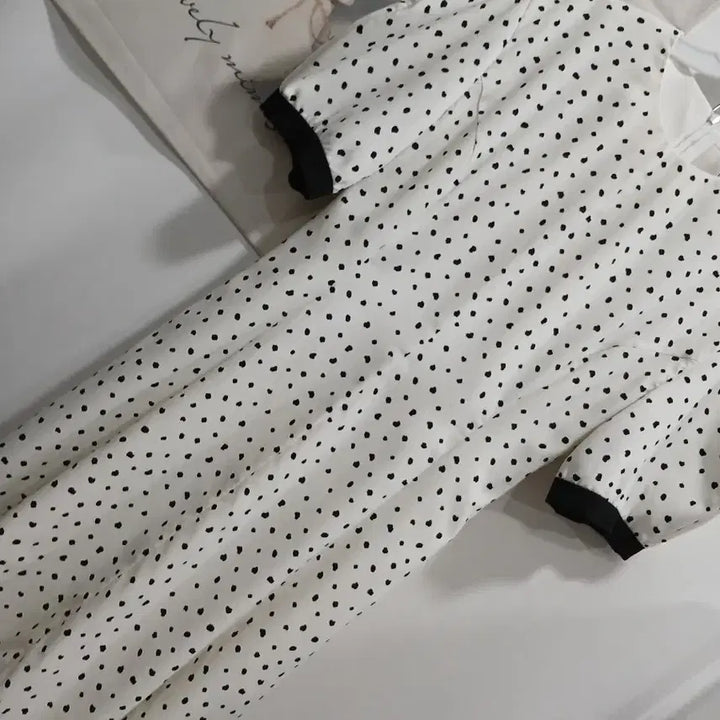 [BUNJANG] ANDYOU Dot Pattern Long Dress / 비에이유바이브라앤드앤유.도트 패턴롱 원피스(1)    55.사용감없음