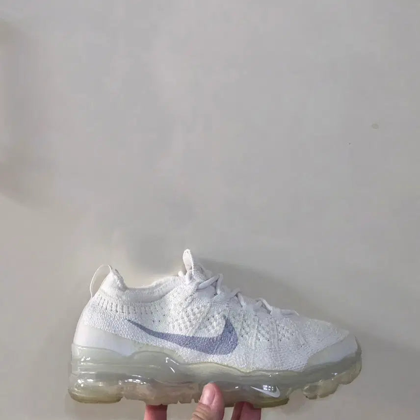 [BUNJANG] Nike Air VaporMax 2023 Flyknit White Metallic Silver Running Shoes / [240] 나이키 에어 베이퍼맥스2023 FK 화이트메탈릭실버