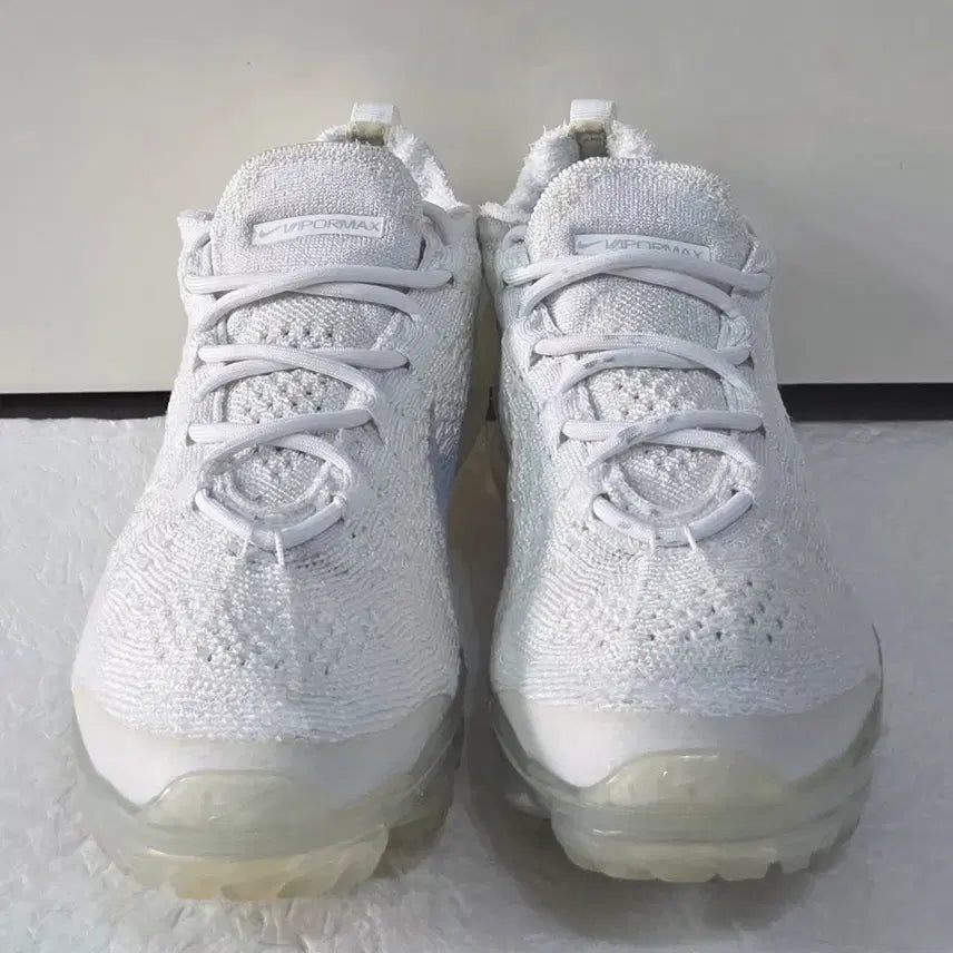 [BUNJANG] Nike Air VaporMax 2023 Flyknit White Metallic Silver Running Shoes / [240] 나이키 에어 베이퍼맥스2023 FK 화이트메탈릭실버
