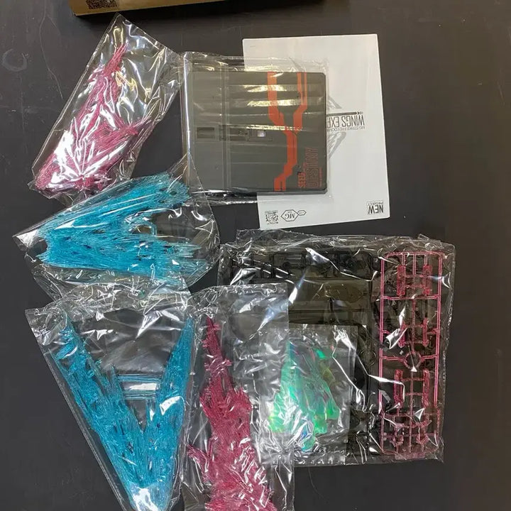 [SOLD OUT] 용도자 MG사이즈 스트라이크 프리덤 + 빛의날개 세트/ 건담 프라모델