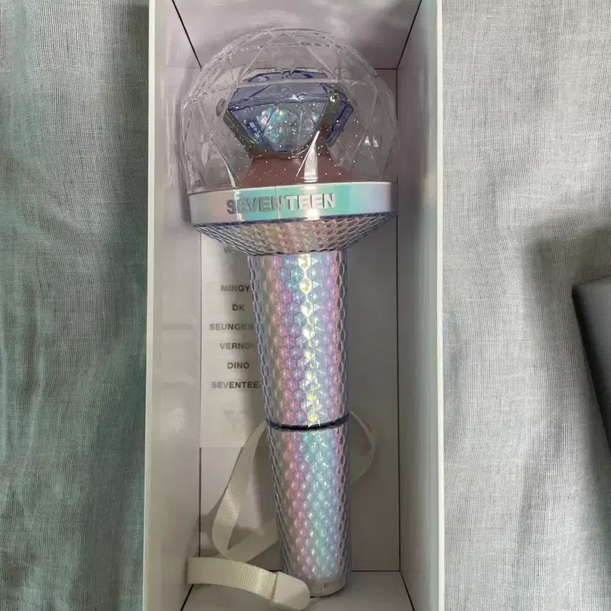 [SOLD OUT] 세븐틴 응원봉 (2세대 뉴럿봉)