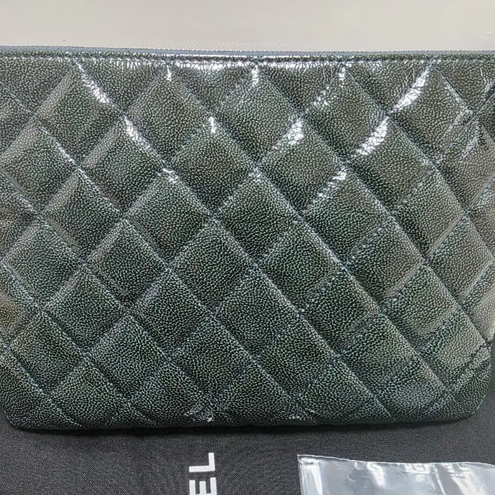 [SOLD OUT] 샤넬 클러치 페이던트 그린