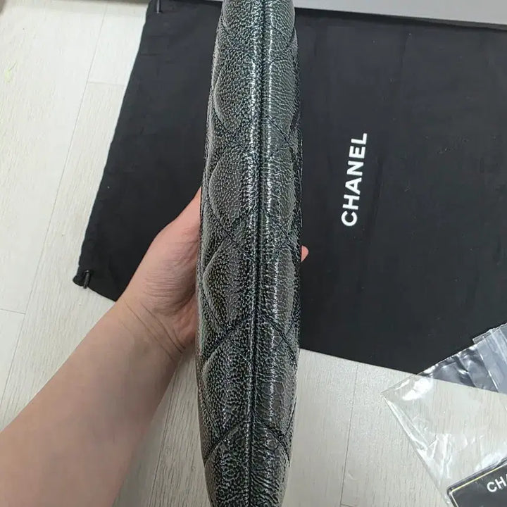[SOLD OUT] 샤넬 클러치 페이던트 그린