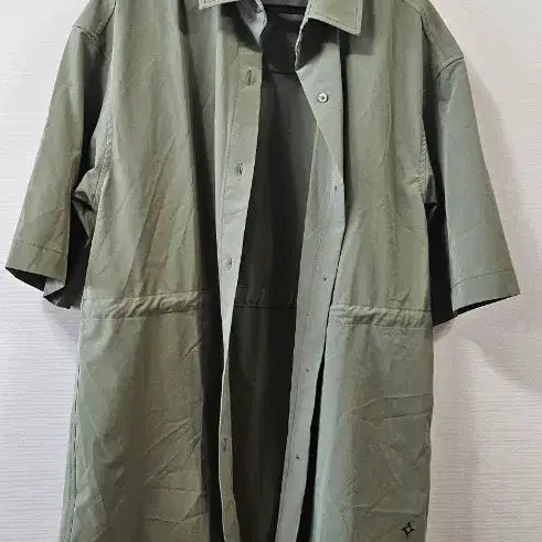 [BUNJANG] NEPA Eisenberg Khaki Short Sleeve Shirt / 네파 아이젠버그 카키색 스트링 반팔 셔츠